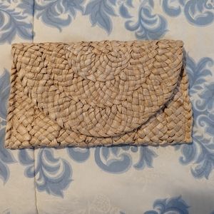 Straw clutch purse